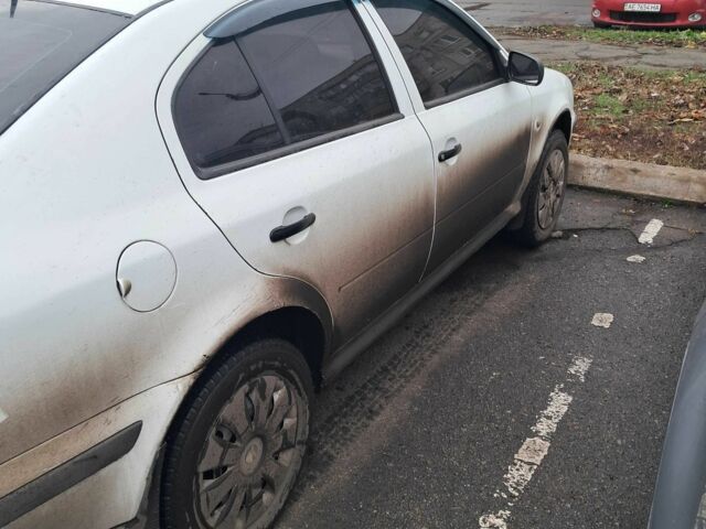 Белый Шкода Октавия, объемом двигателя 1.6 л и пробегом 360 тыс. км за 1416 $, фото 1 на Automoto.ua