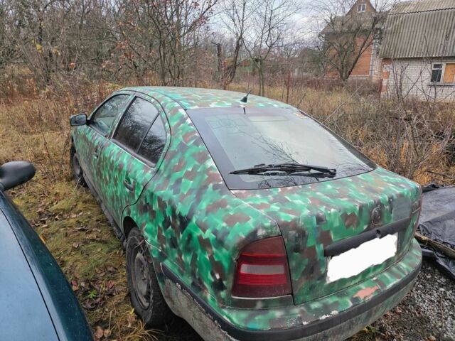 Белый Шкода Октавия, объемом двигателя 1.9 л и пробегом 300 тыс. км за 1547 $, фото 2 на Automoto.ua