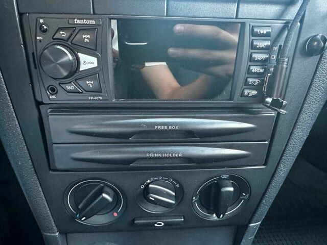 Белый Шкода Октавия, объемом двигателя 1.6 л и пробегом 232 тыс. км за 4440 $, фото 13 на Automoto.ua