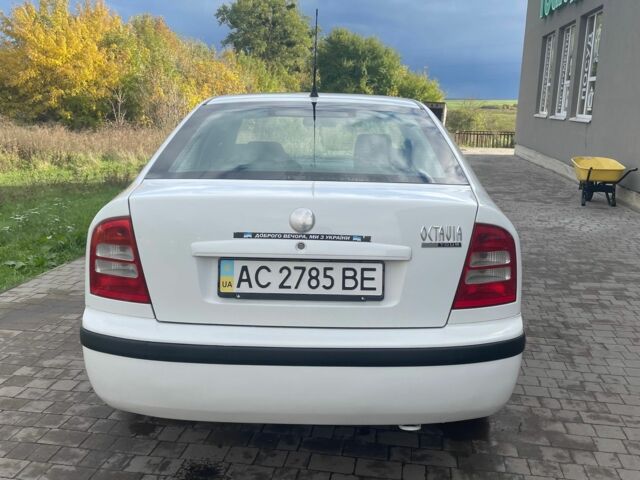 Білий Шкода Октавія, об'ємом двигуна 1.6 л та пробігом 3 тис. км за 3650 $, фото 3 на Automoto.ua