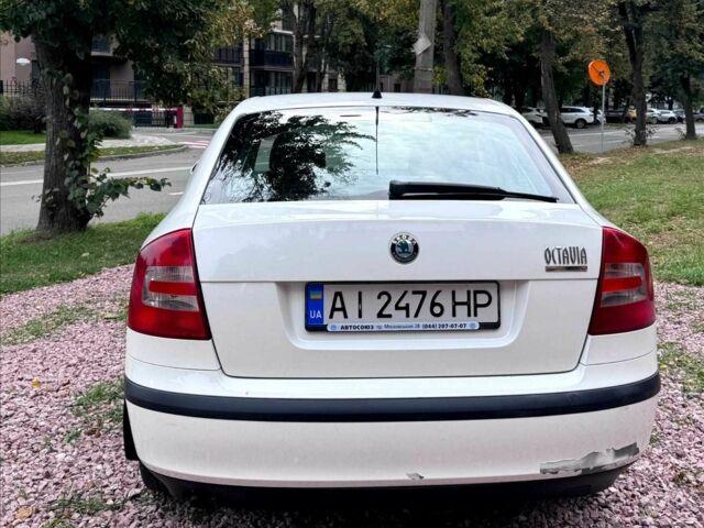 Белый Шкода Октавия, объемом двигателя 1.6 л и пробегом 256 тыс. км за 6200 $, фото 2 на Automoto.ua
