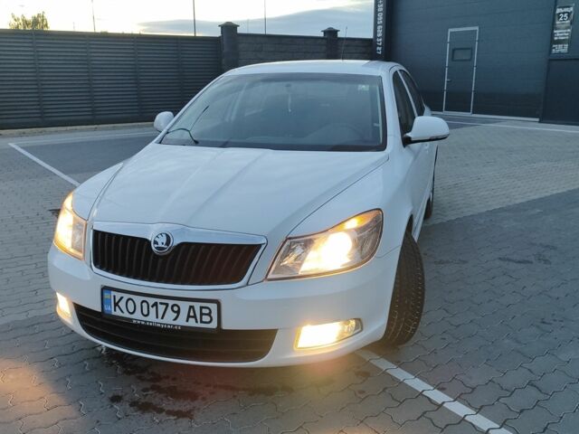 Белый Шкода Октавия, объемом двигателя 1.4 л и пробегом 230 тыс. км за 6500 $, фото 9 на Automoto.ua