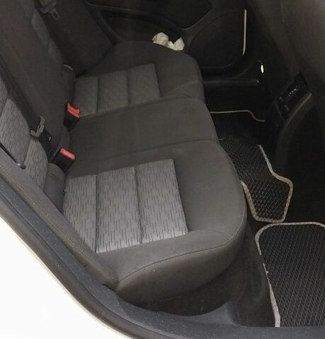 Белый Шкода Октавия, объемом двигателя 1.6 л и пробегом 65 тыс. км за 9406 $, фото 12 на Automoto.ua