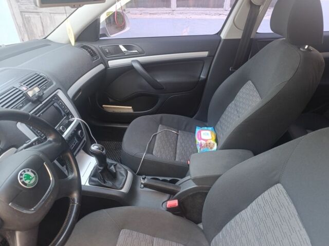 Белый Шкода Октавия, объемом двигателя 1.4 л и пробегом 269 тыс. км за 6700 $, фото 11 на Automoto.ua