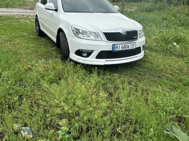 Белый Шкода Октавия, объемом двигателя 1.9 л и пробегом 260 тыс. км за 9000 $, фото 2 на Automoto.ua