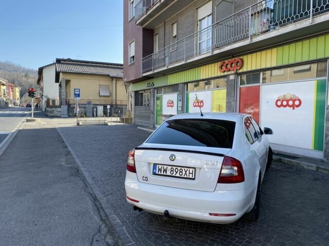 Белый Шкода Октавия, объемом двигателя 0 л и пробегом 256 тыс. км за 4065 $, фото 4 на Automoto.ua