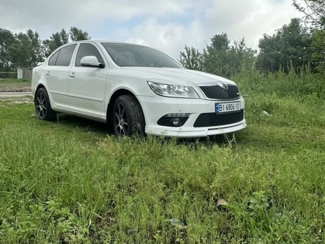 Белый Шкода Октавия, объемом двигателя 1.9 л и пробегом 260 тыс. км за 9000 $, фото 4 на Automoto.ua
