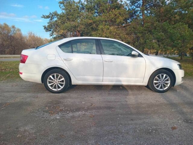 Білий Шкода Октавія, об'ємом двигуна 0 л та пробігом 218 тис. км за 9700 $, фото 6 на Automoto.ua