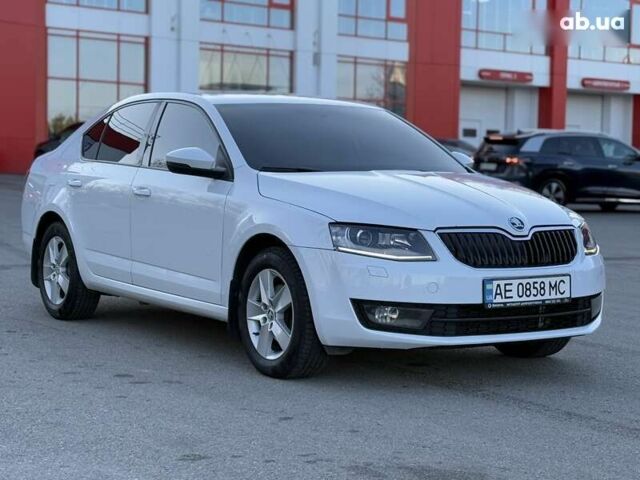 Белый Шкода Октавия, объемом двигателя 2 л и пробегом 228 тыс. км за 12800 $, фото 25 на Automoto.ua