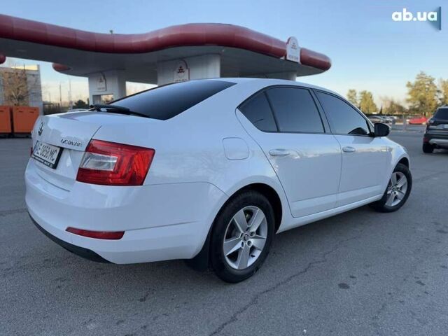 Белый Шкода Октавия, объемом двигателя 2 л и пробегом 228 тыс. км за 12800 $, фото 9 на Automoto.ua