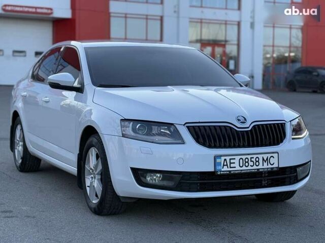 Белый Шкода Октавия, объемом двигателя 2 л и пробегом 228 тыс. км за 12800 $, фото 21 на Automoto.ua