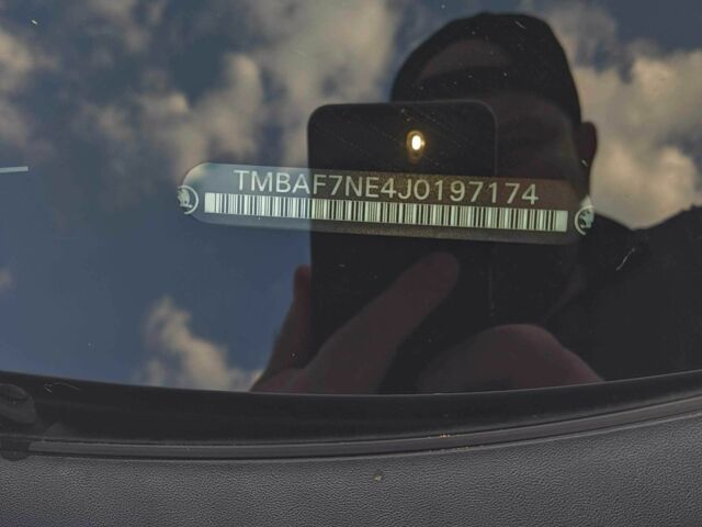 Білий Шкода Октавія, об'ємом двигуна 1.6 л та пробігом 205 тис. км за 12999 $, фото 12 на Automoto.ua