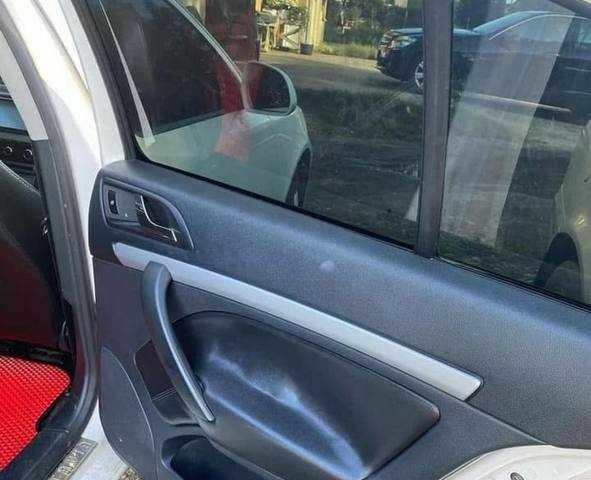 Белый Шкода Октавия, объемом двигателя 1.9 л и пробегом 200 тыс. км за 7500 $, фото 7 на Automoto.ua