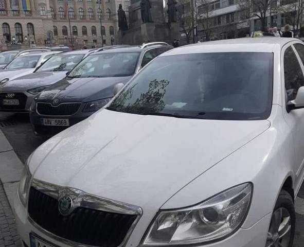 Белый Шкода Октавия, объемом двигателя 1.9 л и пробегом 200 тыс. км за 7500 $, фото 5 на Automoto.ua