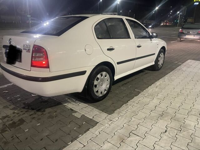 Білий Шкода Октавія, об'ємом двигуна 1.9 л та пробігом 300 тис. км за 1600 $, фото 3 на Automoto.ua