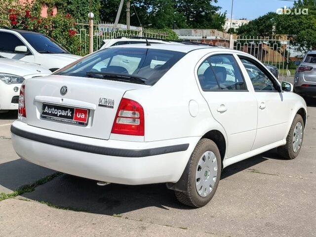 Белый Шкода Октавия, объемом двигателя 1.6 л и пробегом 205 тыс. км за 6290 $, фото 10 на Automoto.ua