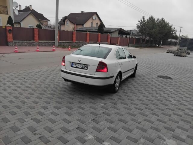 Білий Шкода Октавія, об'ємом двигуна 1.9 л та пробігом 300 тис. км за 2200 $, фото 3 на Automoto.ua