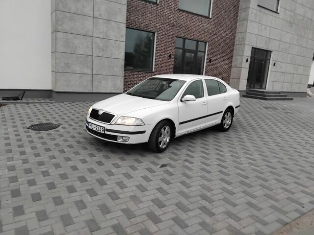 Білий Шкода Октавія, об'ємом двигуна 1.9 л та пробігом 300 тис. км за 2200 $, фото 6 на Automoto.ua