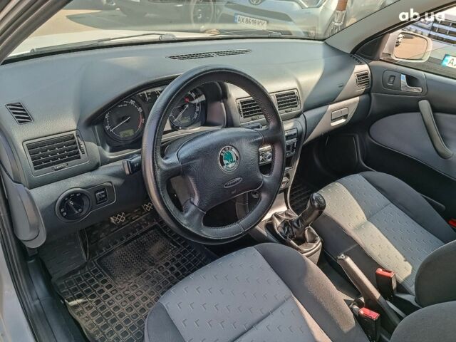 Белый Шкода Октавия, объемом двигателя 1.6 л и пробегом 205 тыс. км за 6290 $, фото 14 на Automoto.ua