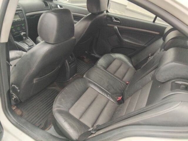 Білий Шкода Октавія, об'ємом двигуна 1.9 л та пробігом 300 тис. км за 2200 $, фото 7 на Automoto.ua