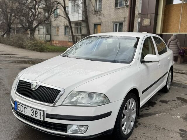 Белый Шкода Октавия, объемом двигателя 1.9 л и пробегом 300 тыс. км за 3500 $, фото 9 на Automoto.ua