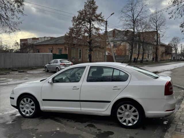 Белый Шкода Октавия, объемом двигателя 1.9 л и пробегом 300 тыс. км за 3500 $, фото 7 на Automoto.ua