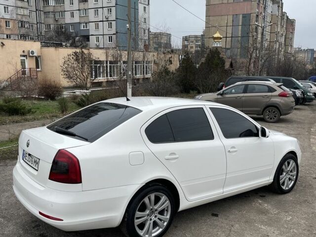 Белый Шкода Октавия, объемом двигателя 1.9 л и пробегом 280 тыс. км за 6400 $, фото 6 на Automoto.ua