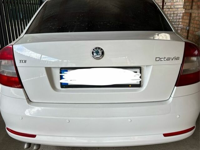 Білий Шкода Октавія, об'ємом двигуна 1.9 л та пробігом 190 тис. км за 3100 $, фото 1 на Automoto.ua