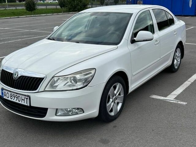 Белый Шкода Октавия, объемом двигателя 1.4 л и пробегом 280 тыс. км за 5999 $, фото 4 на Automoto.ua