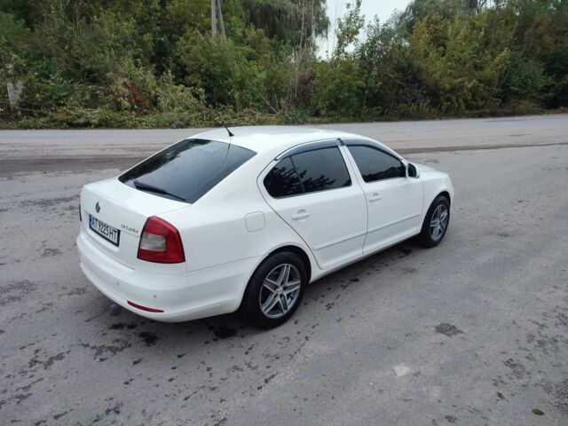 Белый Шкода Октавия, объемом двигателя 1.6 л и пробегом 215 тыс. км за 7800 $, фото 14 на Automoto.ua