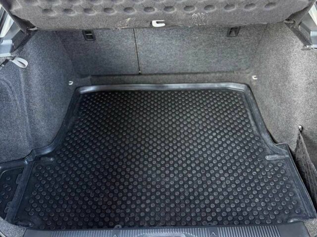 Білий Шкода Октавія, об'ємом двигуна 1.8 л та пробігом 171 тис. км за 7550 $, фото 9 на Automoto.ua