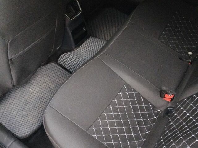 Білий Шкода Октавія, об'ємом двигуна 1.4 л та пробігом 233 тис. км за 10400 $, фото 7 на Automoto.ua