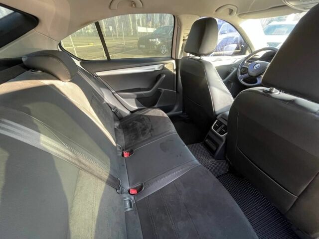 Белый Шкода Октавия, объемом двигателя 1.4 л и пробегом 255 тыс. км за 9400 $, фото 20 на Automoto.ua