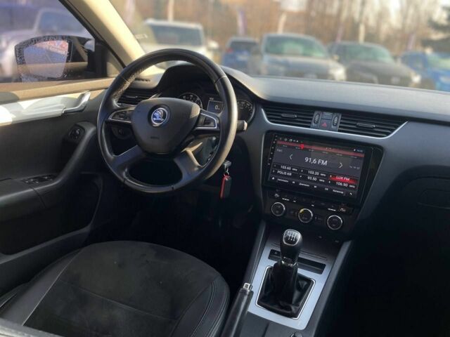 Белый Шкода Октавия, объемом двигателя 1.4 л и пробегом 255 тыс. км за 9400 $, фото 17 на Automoto.ua