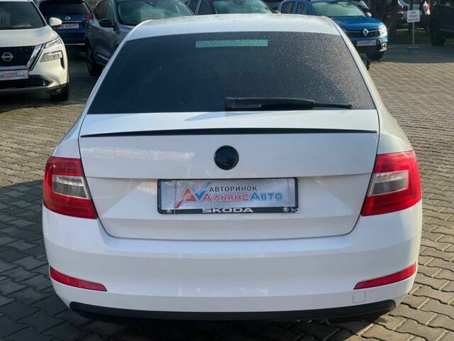 Белый Шкода Октавия, объемом двигателя 1.4 л и пробегом 255 тыс. км за 9400 $, фото 5 на Automoto.ua