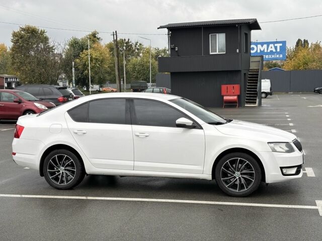 Белый Шкода Октавия, объемом двигателя 1.4 л и пробегом 182 тыс. км за 9500 $, фото 7 на Automoto.ua