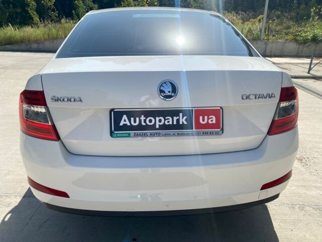 Белый Шкода Октавия, объемом двигателя 1.6 л и пробегом 180 тыс. км за 10790 $, фото 8 на Automoto.ua
