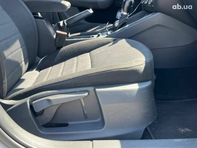 Белый Шкода Октавия, объемом двигателя 1.6 л и пробегом 120 тыс. км за 12340 $, фото 6 на Automoto.ua