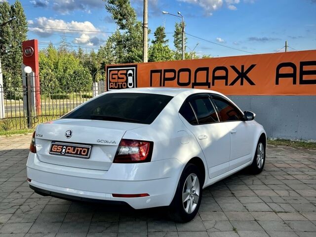 Белый Шкода Октавия, объемом двигателя 1.4 л и пробегом 187 тыс. км за 14000 $, фото 5 на Automoto.ua