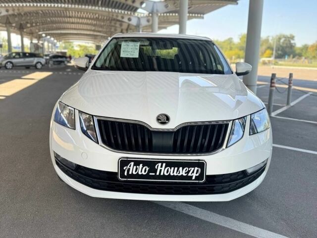 Белый Шкода Октавия, объемом двигателя 0 л и пробегом 96 тыс. км за 11300 $, фото 2 на Automoto.ua
