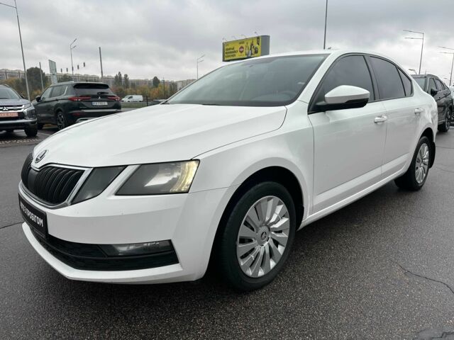 Білий Шкода Октавія, об'ємом двигуна 1.4 л та пробігом 242 тис. км за 11300 $, фото 2 на Automoto.ua