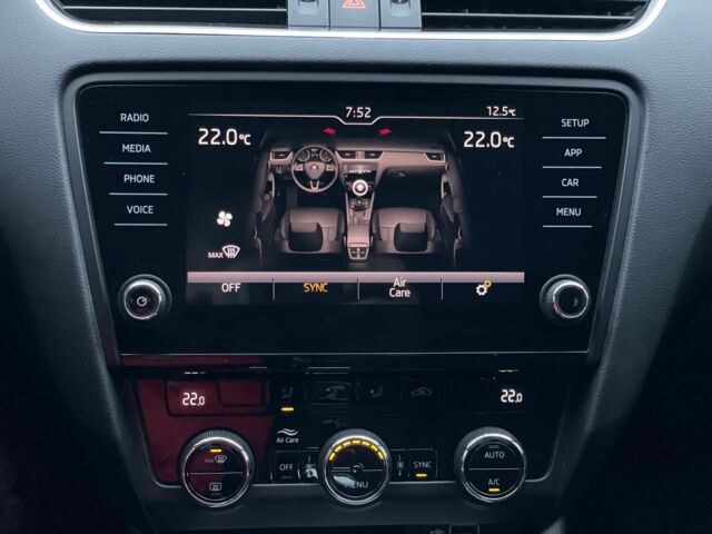 Білий Шкода Октавія, об'ємом двигуна 2 л та пробігом 198 тис. км за 14600 $, фото 11 на Automoto.ua