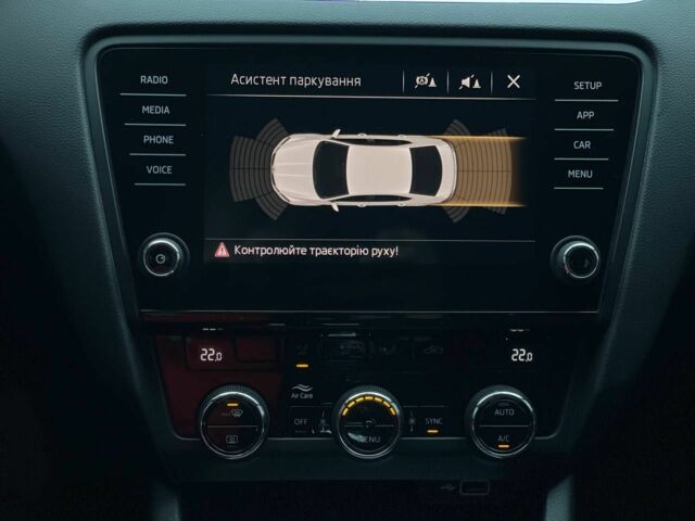 Білий Шкода Октавія, об'ємом двигуна 2 л та пробігом 198 тис. км за 14600 $, фото 12 на Automoto.ua