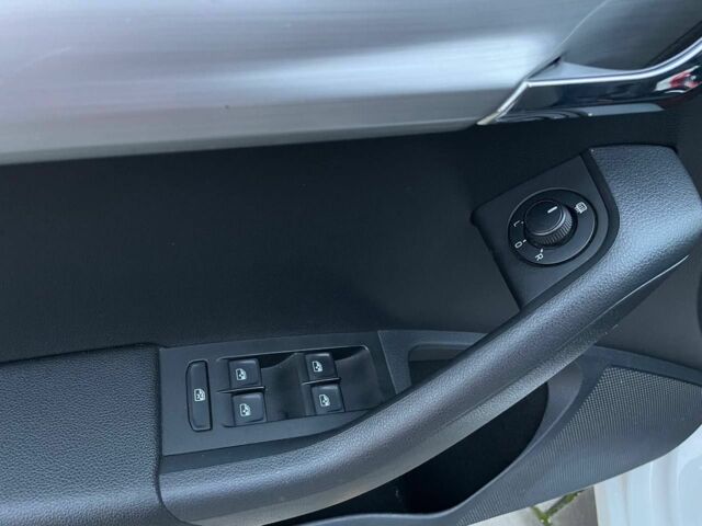 Білий Шкода Октавія, об'ємом двигуна 2 л та пробігом 198 тис. км за 14600 $, фото 8 на Automoto.ua