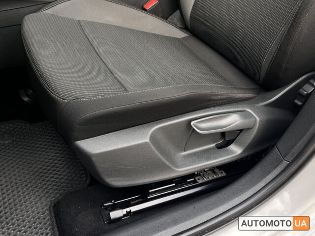 Білий Шкода Октавія, об'ємом двигуна 1.4 л та пробігом 124 тис. км за 19872 $, фото 32 на Automoto.ua