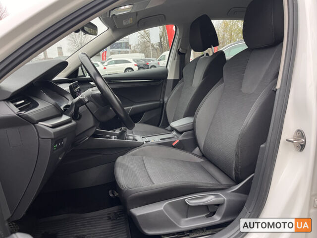 Белый Шкода Октавия, объемом двигателя 1.4 л и пробегом 114 тыс. км за 18484 $, фото 9 на Automoto.ua