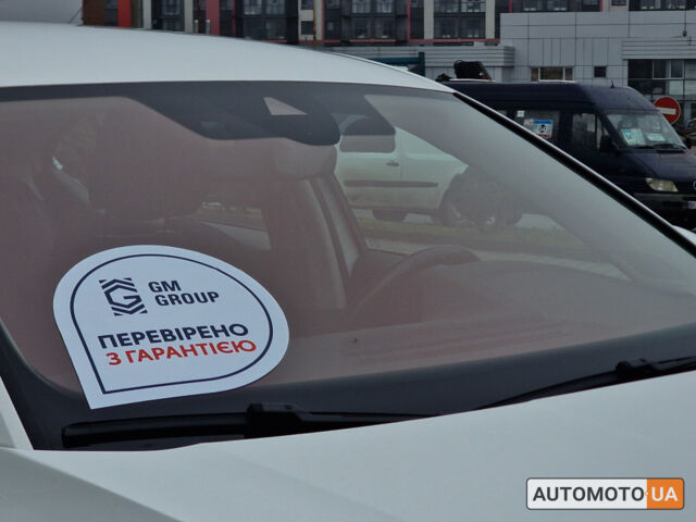 Белый Шкода Октавия, объемом двигателя 1.4 л и пробегом 160 тыс. км за 19000 $, фото 37 на Automoto.ua