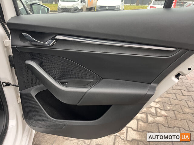 Білий Шкода Октавія, об'ємом двигуна 1.4 л та пробігом 114 тис. км за 18563 $, фото 22 на Automoto.ua