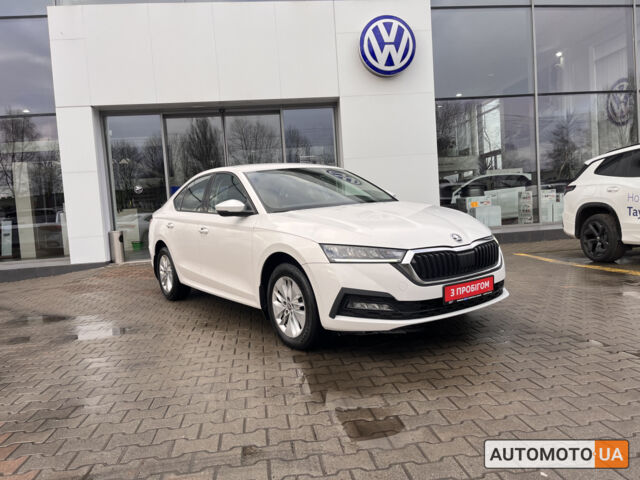 Білий Шкода Октавія, об'ємом двигуна 1.4 л та пробігом 124 тис. км за 19872 $, фото 4 на Automoto.ua