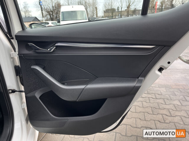 Білий Шкода Октавія, об'ємом двигуна 1.4 л та пробігом 124 тис. км за 19872 $, фото 14 на Automoto.ua